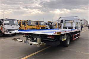 陆河汽车救援补胎